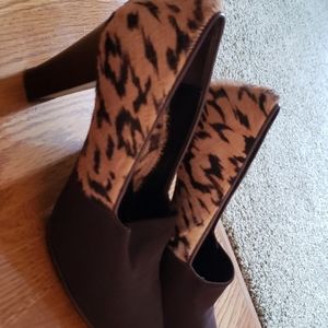 Michael Toschi leopard never worn heels